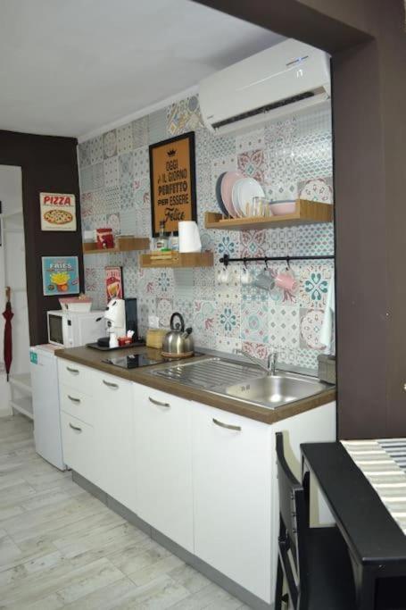 נאפולי Casa Mya - Studio Flat מראה חיצוני תמונה