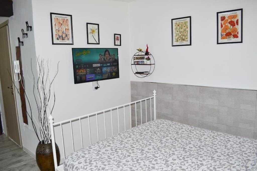 נאפולי Casa Mya - Studio Flat מראה חיצוני תמונה