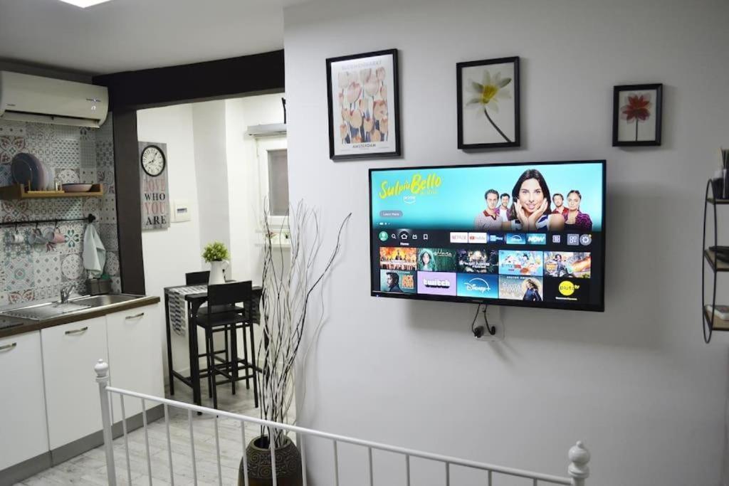 נאפולי Casa Mya - Studio Flat מראה חיצוני תמונה